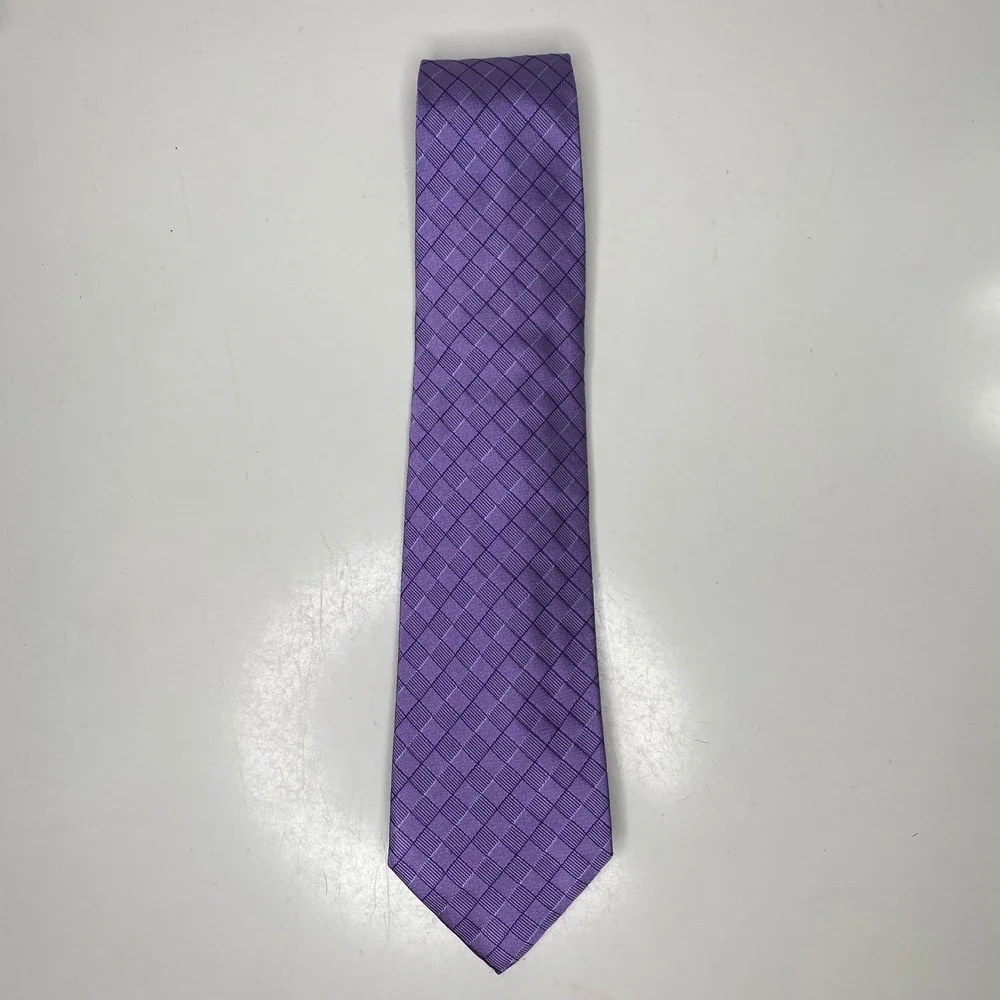 Holland & Sherry Savile Row London Purple Silk Diamond Weave Necktie‎ Handmade